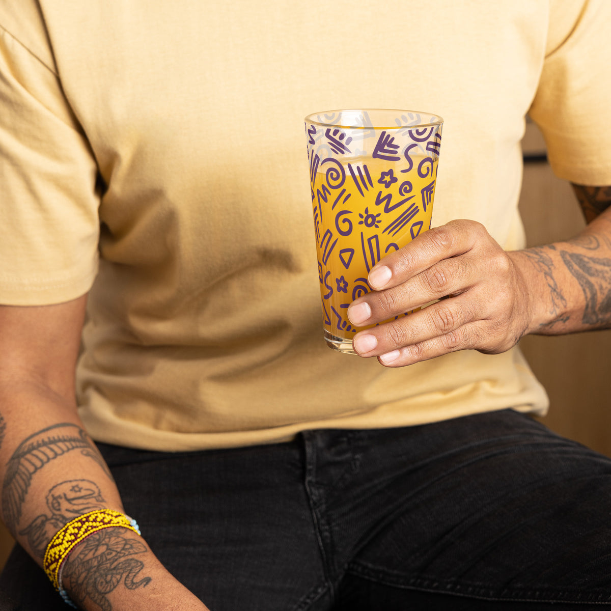CURiODDiTY Shaker Pint Glass